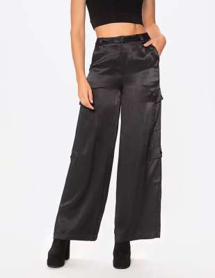 Women's Studio F Wide Leg Pant